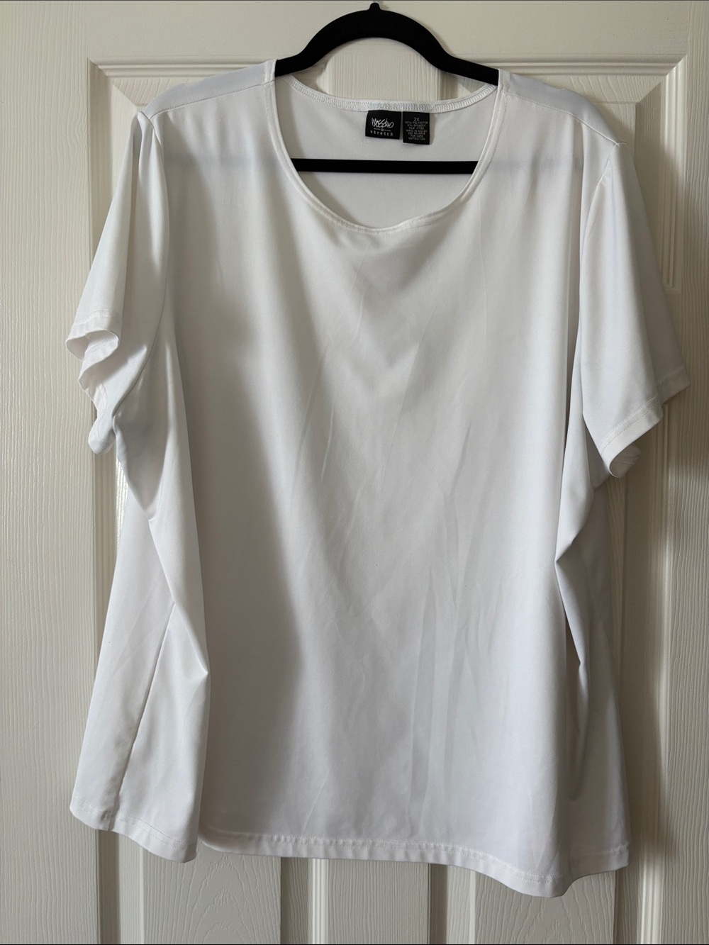 Mossimo Supply Co. White Short Sleeve Crewneck Top